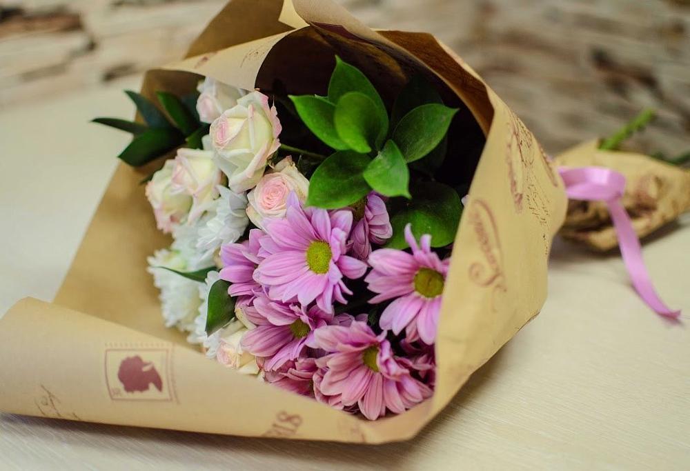 Букет цветов из: Розы и Хризантемы в Воздвиженке Приморский край