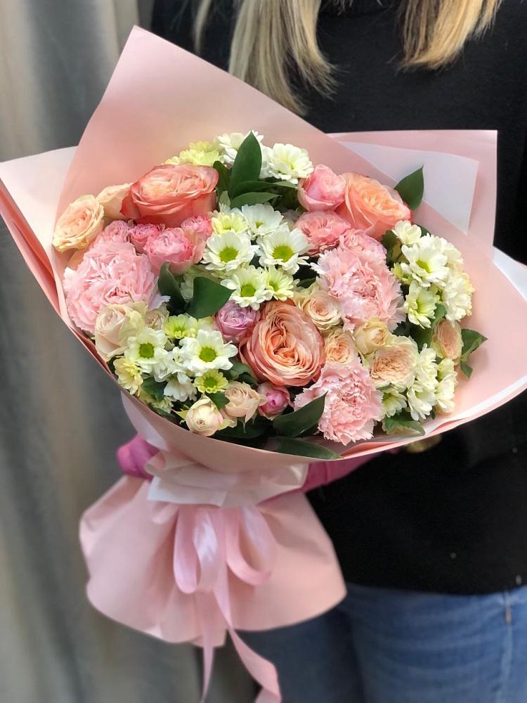 Букет цветов из: Гвоздики, Розы и Хризантемы в Воздвиженке Приморский край