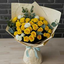 Букет цветов из:  Розы в Воздвиженке Приморский край