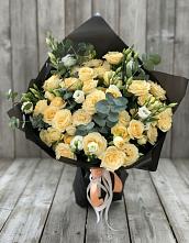 Букет цветов из:  Розы и Лизиантусы #REPLACE_PRED# Воздвиженке Приморский край