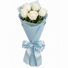 Букет 5 Белых роз Проуд в Воздвиженке Приморский край