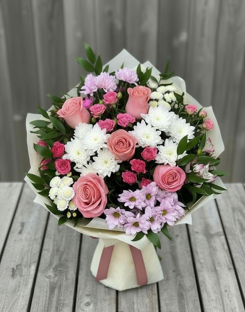 Букет цветов из: Альстромерии, Гвоздики, Розы и Хризантемы в Воздвиженке Приморский край