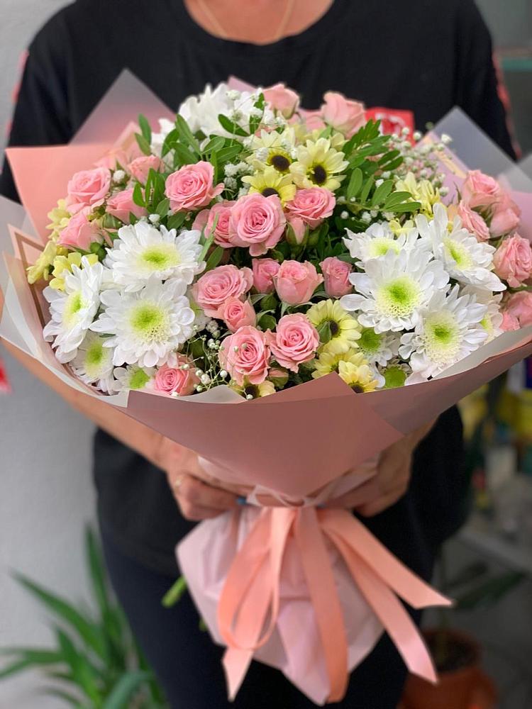 Букет цветов из: Розы и Хризантемы в Воздвиженке Приморский край
