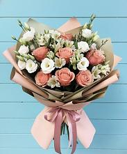 Букет цветов из:  Розы, Альстромерии и Лизиантусы #REPLACE_PRED# Воздвиженке Приморский край