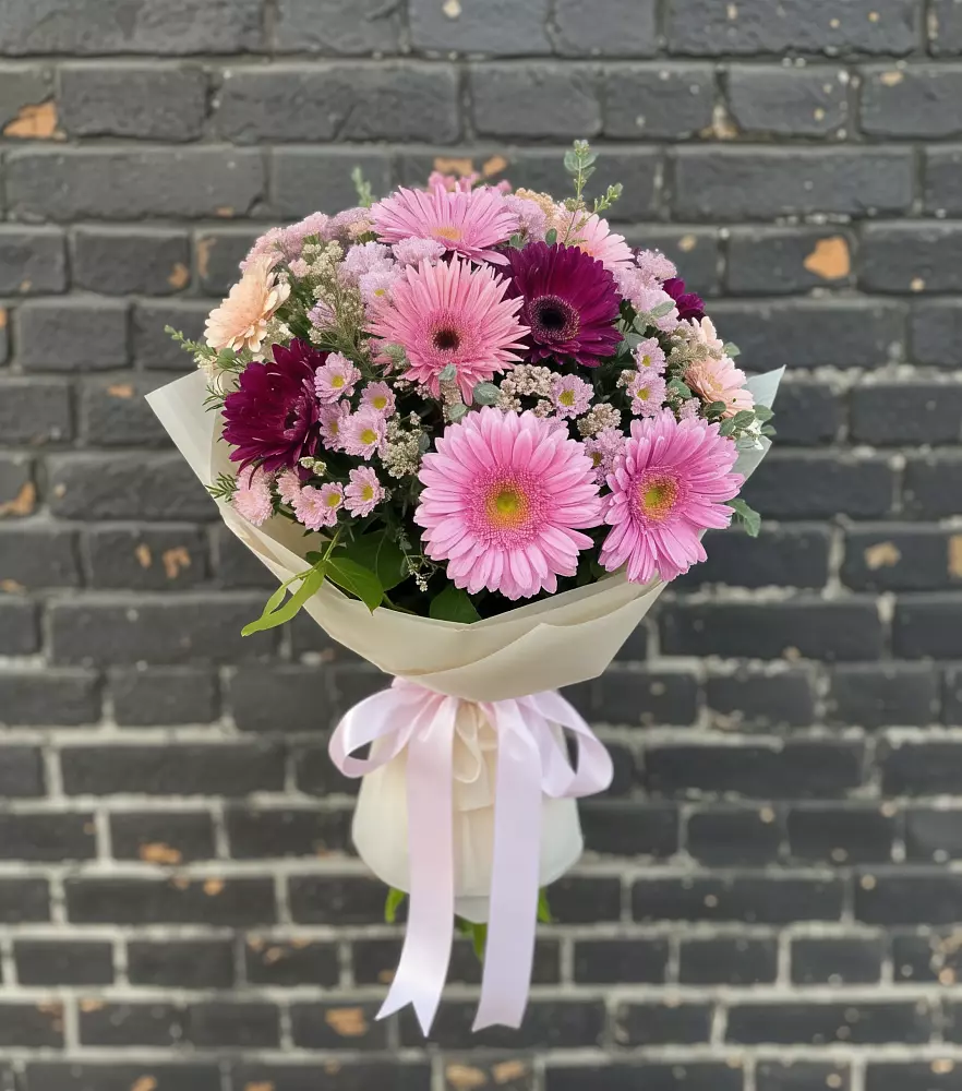 Букет цветов из: Герберы и Хризантемы в Воздвиженке Приморский край
