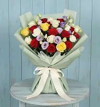 Букет цветов из:  Розы в Воздвиженке Приморский край