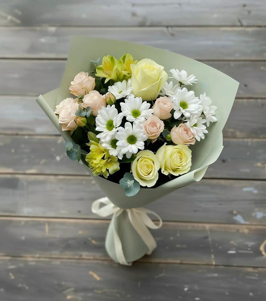 Букет цветов из: Альстромерии, Розы и Хризантемы в Воздвиженке Приморский край