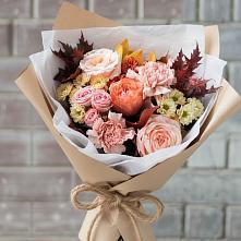 Букет цветов из:  Гвоздики, Хризантемы и Розы в Воздвиженке Приморский край