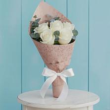 Букет цветов из:  Розы в Воздвиженке Приморский край
