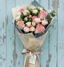 Букет цветов из:  Розы в Воздвиженке Приморский край