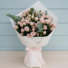 Букет цветов из:  Розы в Воздвиженке Приморский край